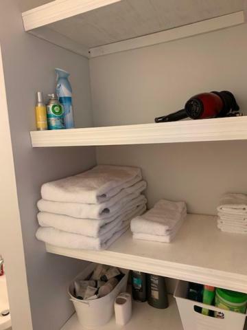 Newly Renovated Basement Suite! 莱斯布里奇 外观 照片